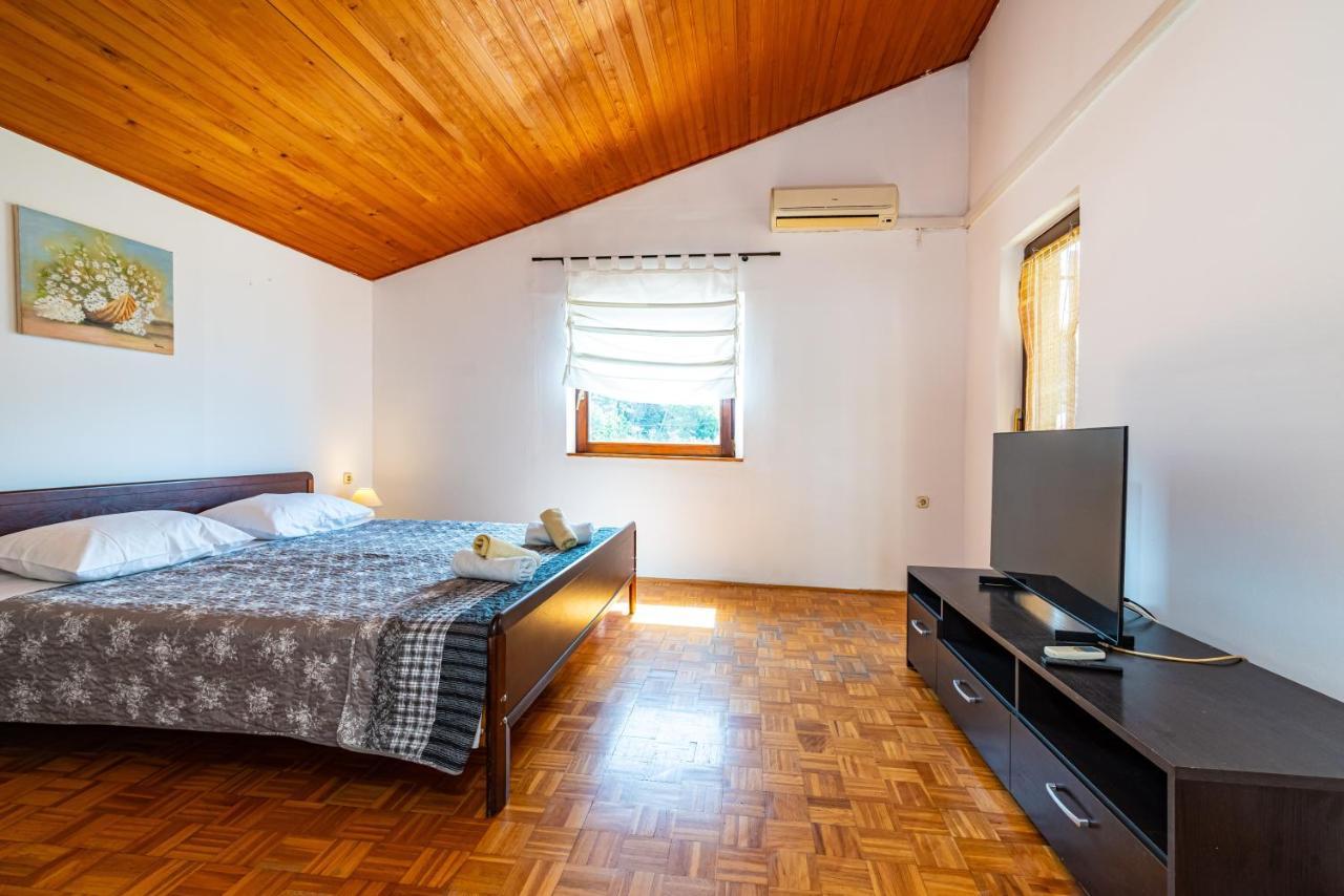 Apartment Sea And Mountain With Pool Novigrad  Kamer foto