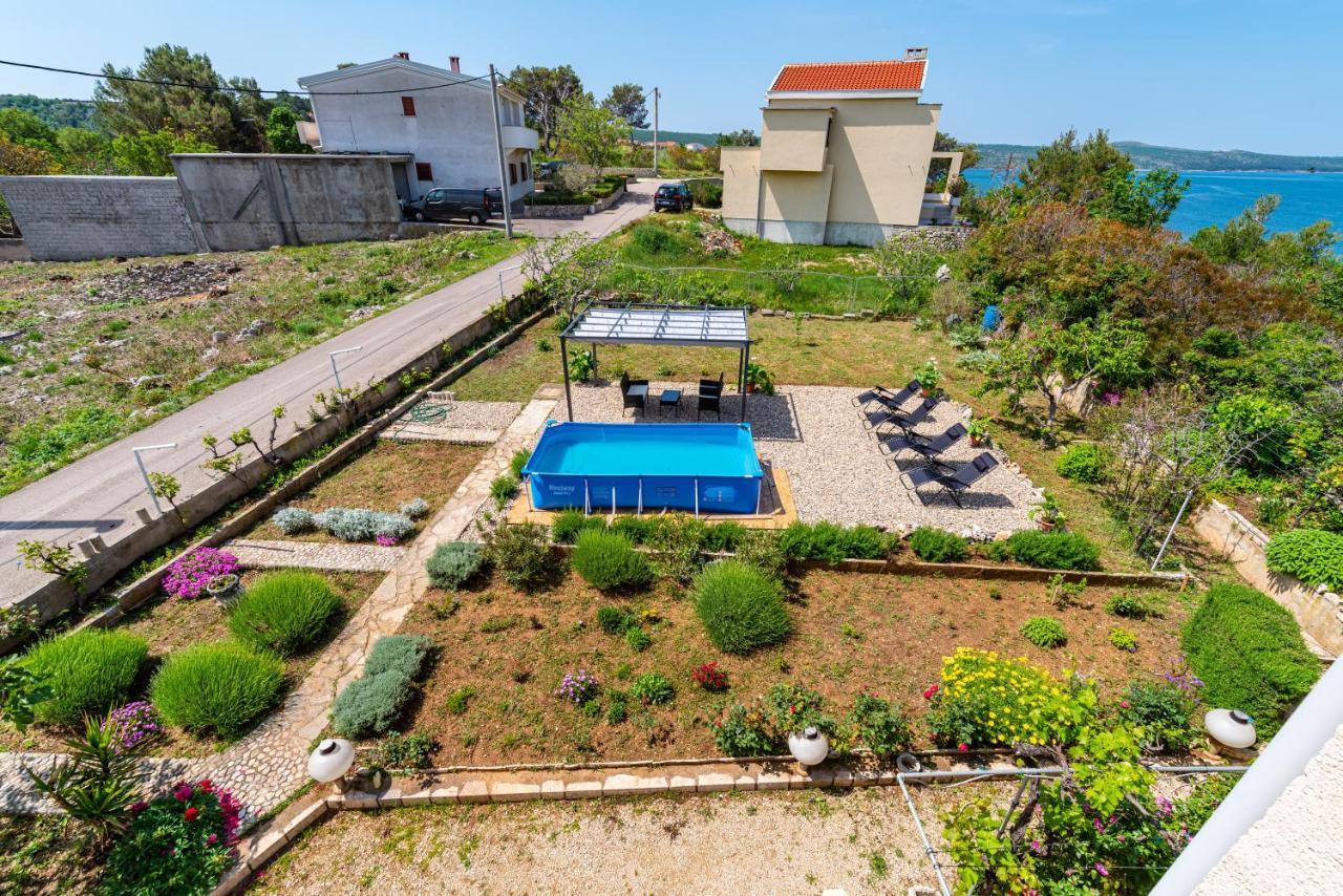 Apartment Sea And Mountain With Pool Novigrad  Kamer foto